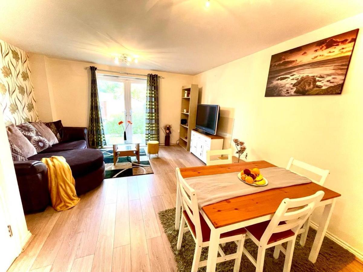 Lakeside Stylish 3 Bedroom House Grays Eksteriør bilde